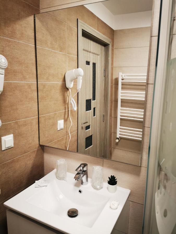 Doftana Apartaments Teşila Zewnętrze zdjęcie