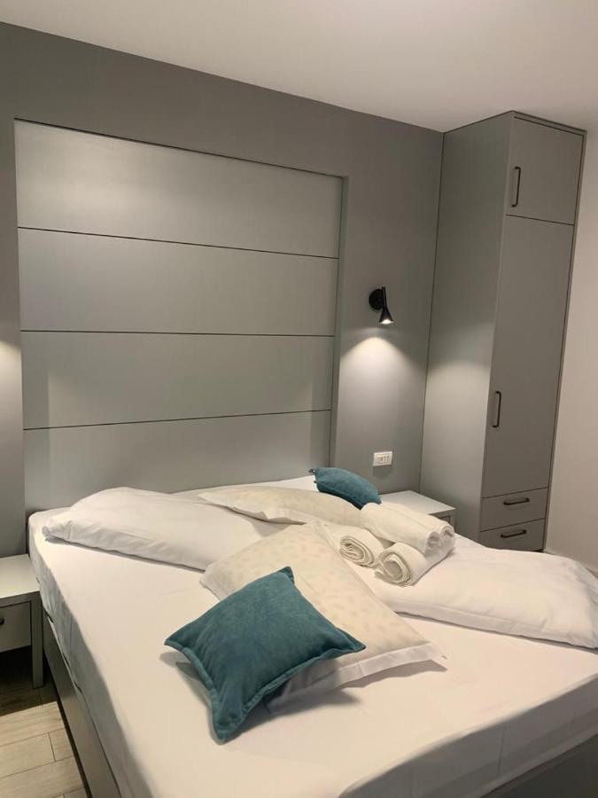 Doftana Apartaments Teşila Zewnętrze zdjęcie