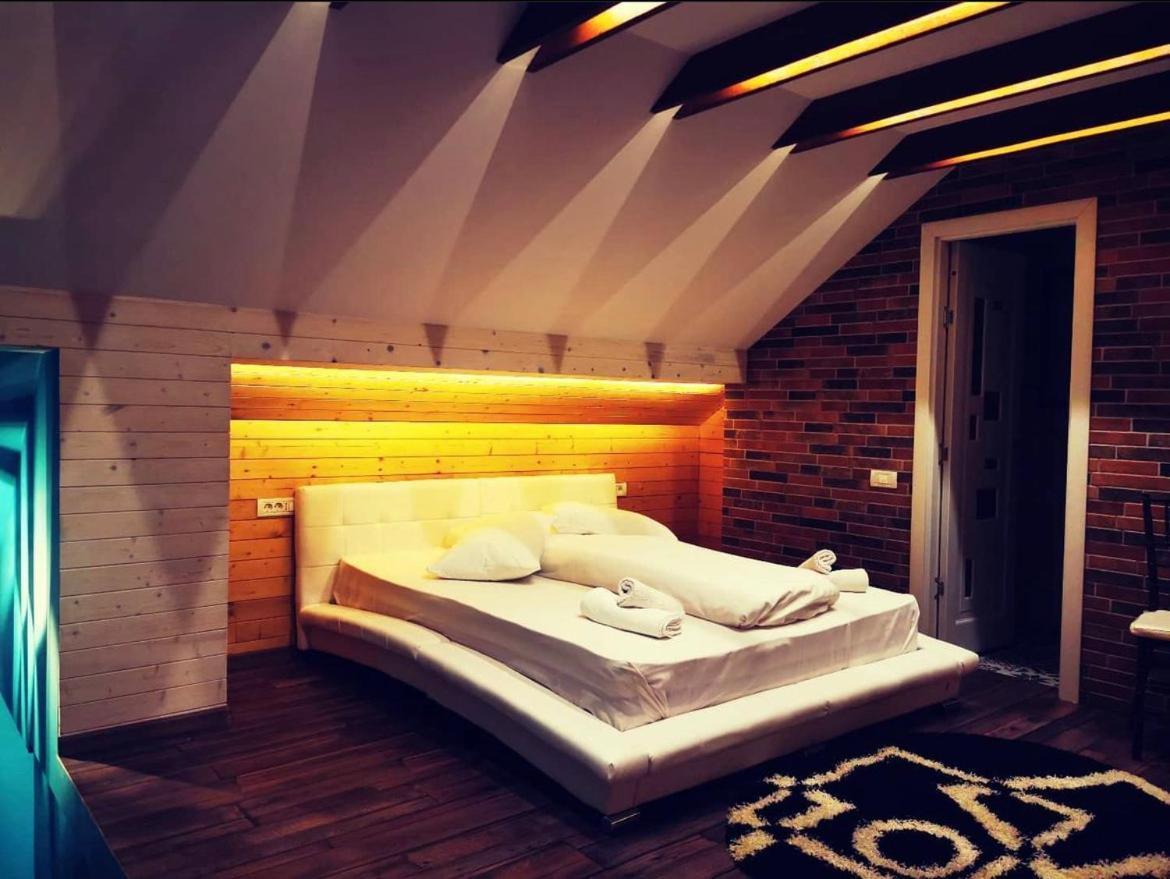 Doftana Apartaments Teşila Zewnętrze zdjęcie